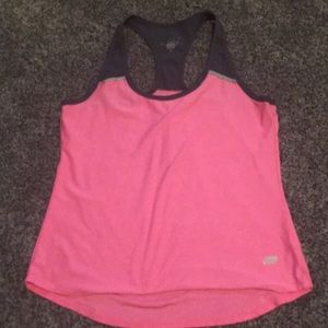 Workout tank top